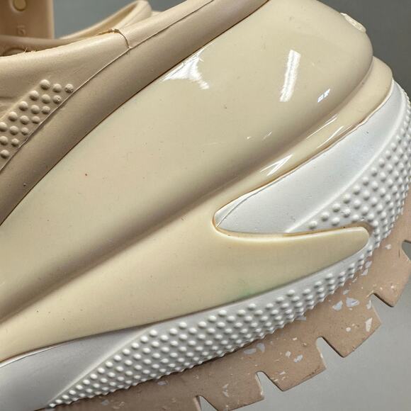 Crocs Mega Crush Clog in Shiitake Women's Size 9 NWT New - Picture 11 of 12